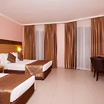 Hotel Remi 4*
