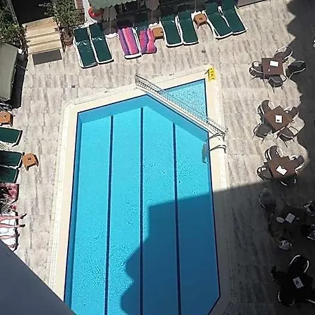 Hotel Remi