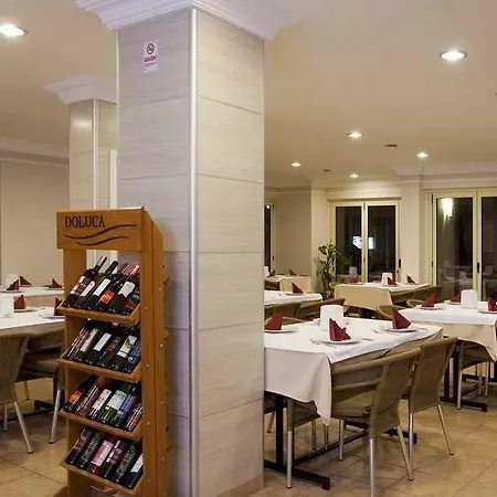 Remi Hotel