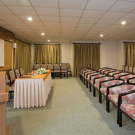 Remi Hotel