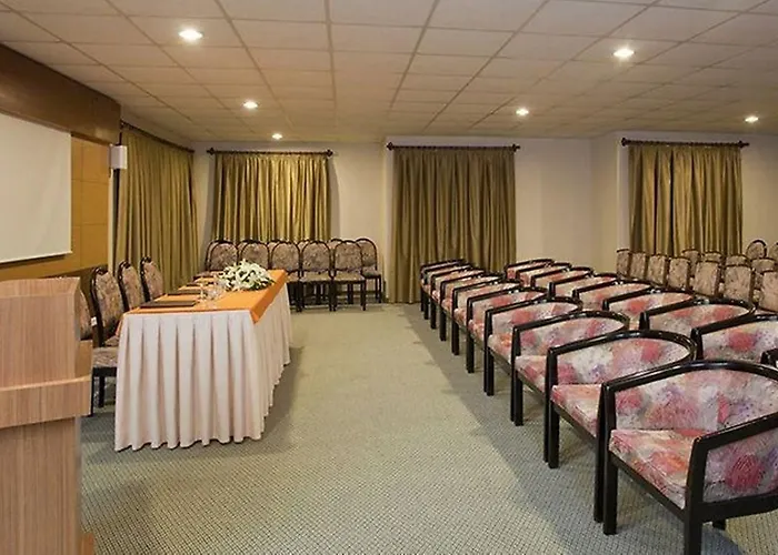 瑞米酒店 酒店 阿拉尼亚