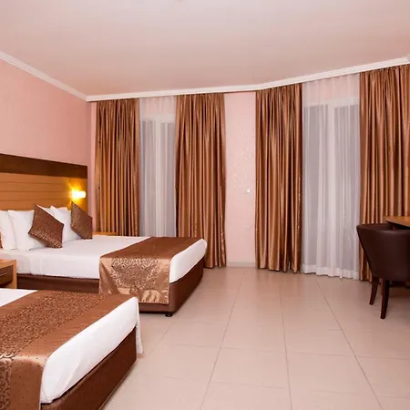 Hotell Remi 4*