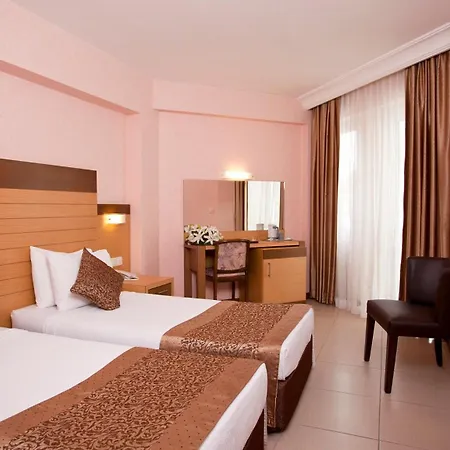 Hotell Remi 4*