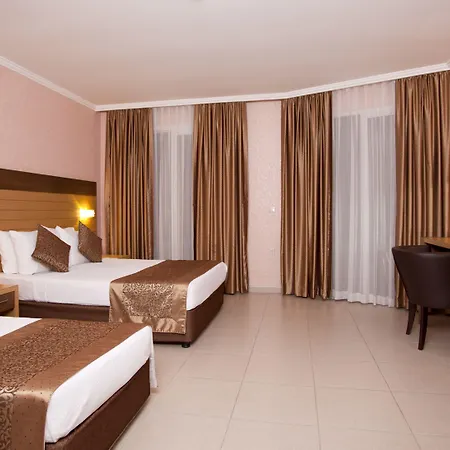 Hotell Remi 4*